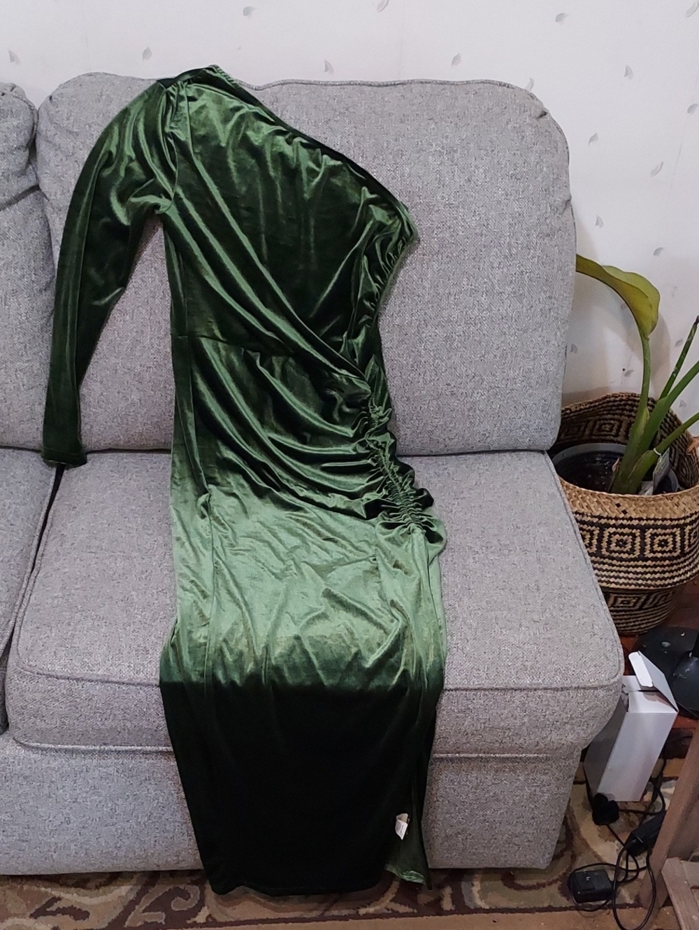 One-Shoulder Olive Green Velvet Ruched  Dress